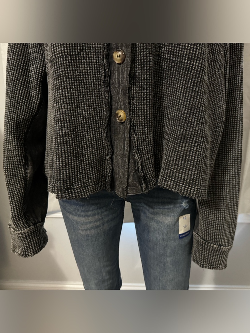 Cool Oli & Hali size L charcoal gray washed black waffle knit button up shirt - Picture 4 of 6